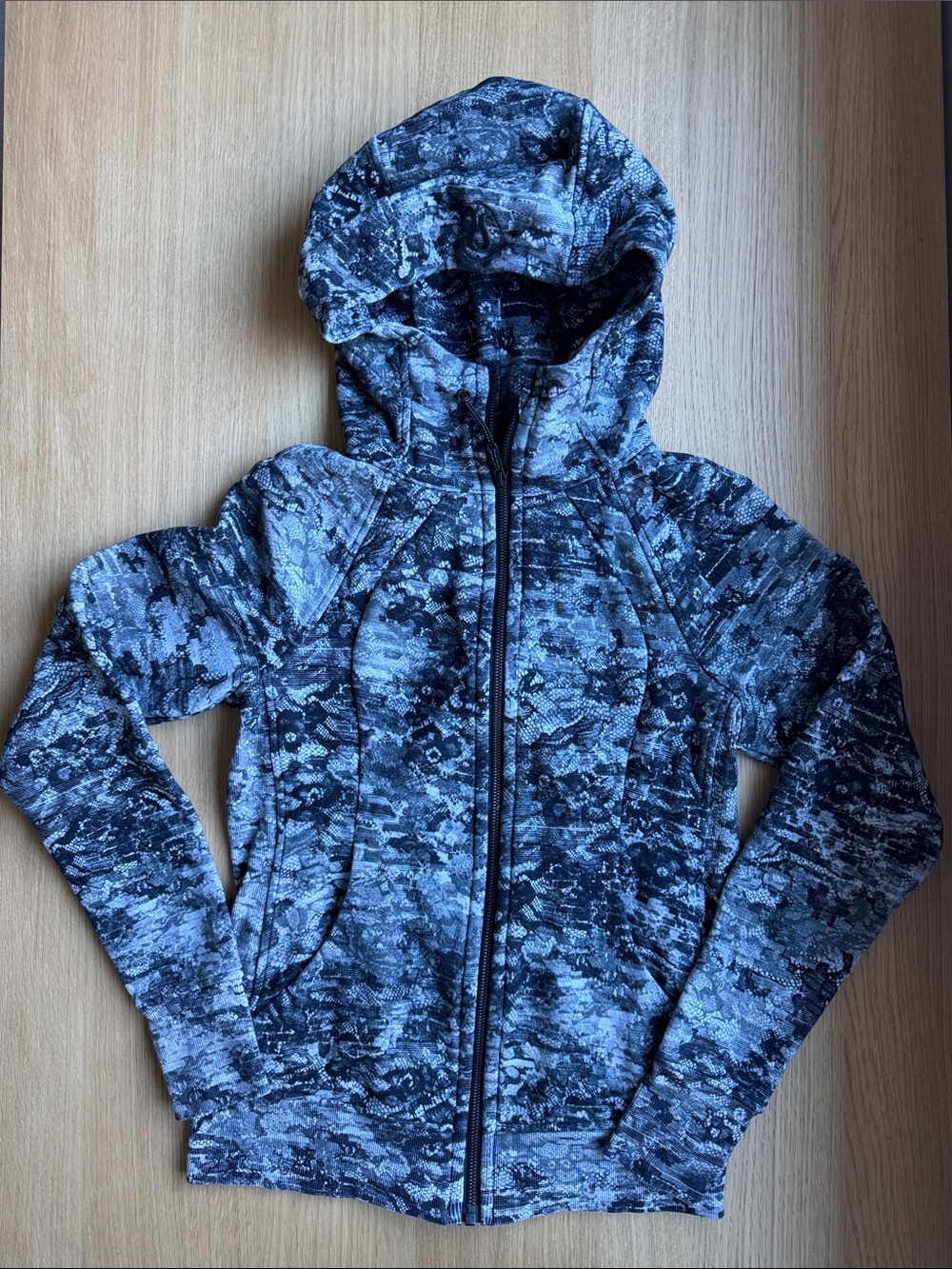 lululemon athletica Scuba Full Zip Hoodie Black & White Marble Print